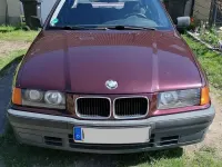 Gebraucht BMW 318 113 PS (83 kW) 1993 Rot Limousine