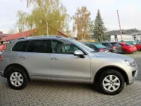 Gebraucht VW Touareg 262 PS (192 kW) 2015 Silber SUV