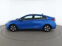 Gebraucht Hyundai Ioniq Premium 141 PS (103 kW) 2018 Blau Kleinwagen