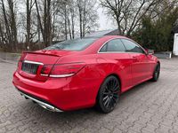 Gebraucht Mercedes E200 Sport Edition 184 PS (135 kW) 2015 Rot Coupé