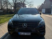 Gebraucht Mercedes ML250 204 PS (150 kW) 2013 Schwarz SUV