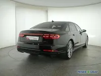 Gebraucht Audi A8L Sport 460 PS (338 kW) 2023 Mythosschwarz metallic Limousine