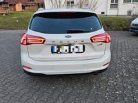 Gebraucht Ford Focus Trend 125 PS (91 kW) 2020 Weiß Limousine