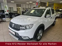 Gebraucht Dacia Sandero Essentiel 101 PS (74 kW) 2020 Weiß Kleinwagen