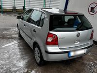Gebraucht VW Polo 54 PS (39 kW) 2003 Grau Kleinwagen