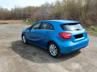 Gebraucht Mercedes A200 156 PS (114 kW) 2013 Blau Limousine
