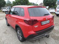 Gebraucht Suzuki Vitara Comfort 111 PS (81 kW) 2019 Rot SUV