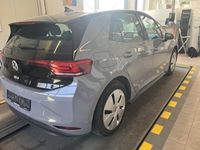 Gebraucht VW ID.3 Pro Performance 150 kW (204 PS) 2022 Mondsteingrau/schwarz Kleinwagen