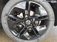 Neu VW Passat R-line 220 PS (161 kW) 2025 Reefblau metallic Kombi