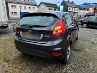Gebraucht Ford Fiesta 90 PS (66 kW) 2009 Grau Kleinwagen