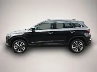 Neu Skoda Karoq Selection 150 PS (110 kW) 2026 Schwarz SUV