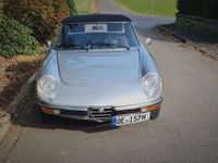 Gebraucht Alfa Romeo Spider 126 PS (92 kW) 1978 Silber Cabrio