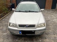 Gebraucht Volvo V40 116 PS (85 kW) 1999 Silber Kombi