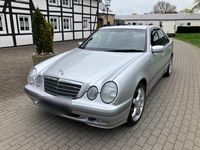 Gebraucht Mercedes E240 Classic 170 PS (125 kW) 2000 Silber Limousine