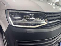 Gebraucht VW T6 150 PS (110 kW) 2019 Candyweiss Van