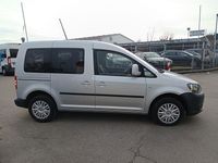 Gebraucht VW Caddy Trendline 102 PS (75 kW) 2013 Reflexsilber Van / Kleinbus
