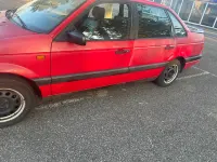 Gebraucht VW Passat 75 PS (55 kW) 1993 Rot Limousine