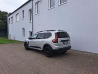 Gebraucht Dacia Jogger Extreme 101 PS (74 kW) 2023 Grau Van / Kleinbus