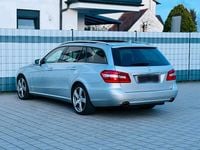 Gebraucht Mercedes E350 231 PS (169 kW) 2010 Silber Kombi