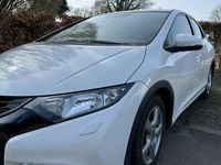 Gebraucht Honda Civic 120 PS (88 kW) 2015 Weiß Limousine