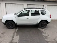 Second-hand Dacia Duster Lauréate 114 CP (83 kW) 2015 Alb SUV