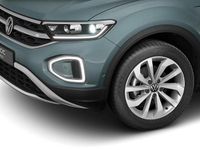 Gebraucht VW T-Roc 116 PS (85 kW) 2024 Petroleum blue metallic / schwarz (metallic) SUV