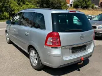 Gebraucht Opel Zafira Design Edition 115 PS (84 kW) 2011 Grau Van / Kleinbus