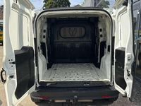 Usata Opel Combo 120 CV (88 kW) 2018 Bianco Monovolume