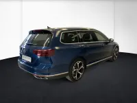 Usata VW Passat Elegance 200 CV (147 kW) 2024 Blu Station wagon