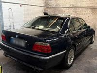 Gebraucht BMW 740 289 PS (212 kW) 2001 Blau Limousine
