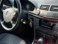 Gebraucht Mercedes E200 163 PS (119 kW) 2005 Grau Limousine
