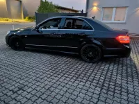 Gebraucht Mercedes E300 AMG 204 PS (150 kW) 2010 Schwarz Limousine