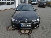 Gebraucht BMW 325 Sport Line 218 PS (160 kW) 2007 Schwarz metallic Coupé