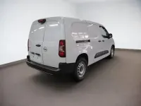 Gebraucht Opel Combo 131 PS (96 kW) 2025 Kaolin weiß Van / Kleinbus