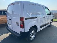 Neu Fiat Doblò 102 PS (75 kW) 2025 Weiß Van / Kleinbus