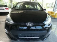 Gebraucht Hyundai i10 Edition 87 PS (63 kW) 2015 Schwarz Kleinwagen