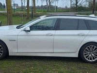 Gebraucht BMW 530 258 PS (189 kW) 2016 Weiß Kombi