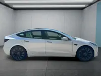 Gebraucht Tesla Model 3 377 kW (513 PS) 2021 Weiß Limousine