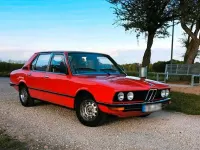 Gebraucht BMW 520 122 PS (89 kW) 1979 Rot Limousine