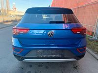 Gebraucht VW T-Roc Style 150 PS (110 kW) 2025 Blau SUV