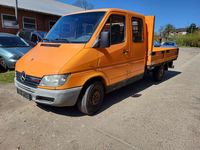 Gebraucht Mercedes Sprinter 109 PS (80 kW) 2002 Tieforange Van