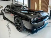 Używany Dodge Challenger 377 KM (277 kW) 2016 Czarny Coupe