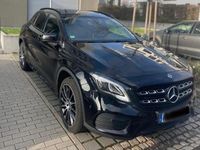 Gebraucht Mercedes GLA200 AMG line 156 PS (114 kW) 2018 Schwarz SUV