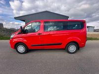 Używany Ford Transit Trend 105 KM (77 kW) 2018 Czerwony Minivan