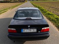 Gebraucht BMW 316 Basis 110 PS (80 kW) 1996 Violet Coupé