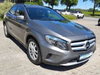 Gebraucht Mercedes GLA200 Style 136 PS (100 kW) 2016 Mountaingrau  met. SUV
