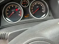 Usata Opel Astra 105 CV (77 kW) 2005 Argento Berlina
