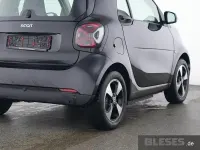 Gebraucht Smart ForTwo Coupé Exclusive 60 kW (82 PS) 2024 Bodypanels in black Kleinwagen