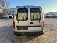 Second-hand Opel Combo 69 CP (50 kW) 2005 Albastru Monovolum
