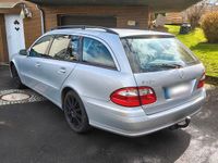 Gebraucht Mercedes E220 150 PS (110 kW) 2005 Silber Kombi